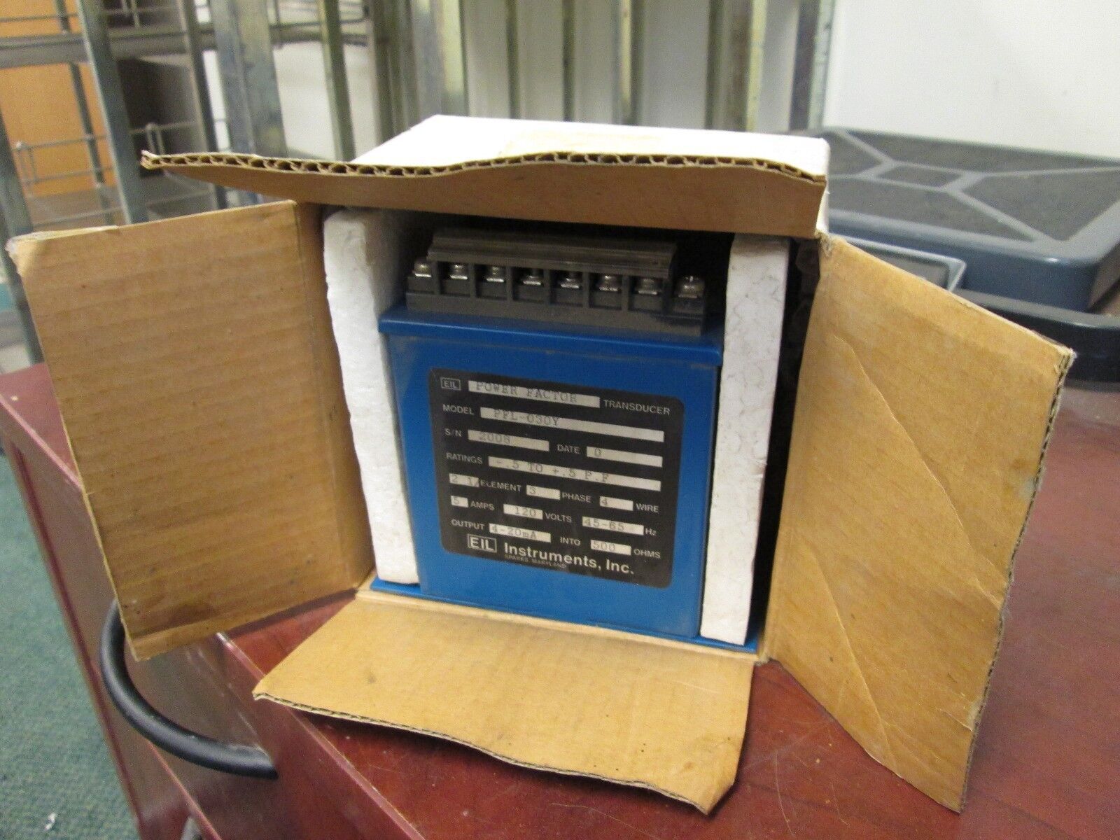 EIL Power Factor Transducer PFL-030Y Ratings: -.5 to +.5 PF 5A 120V 3Ph 4W