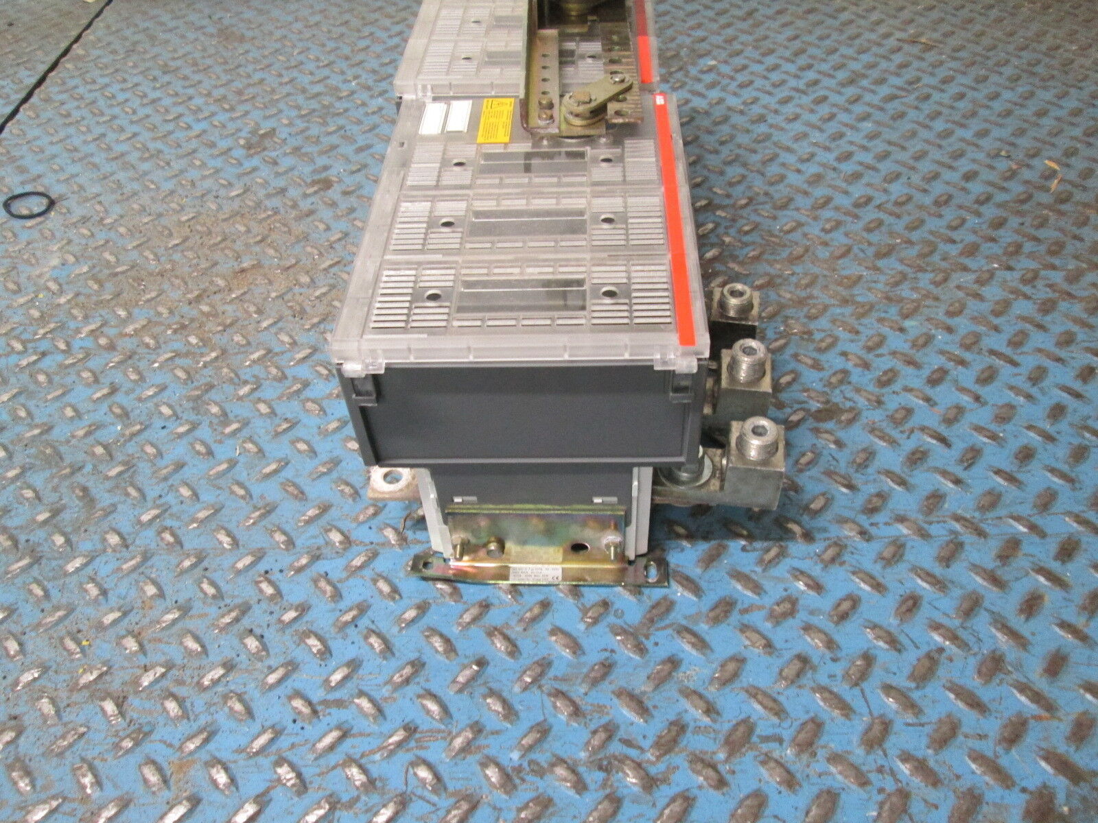 ABB Disconnect Switches OES400J3 400A 600V (2) Switches / No Handle Used