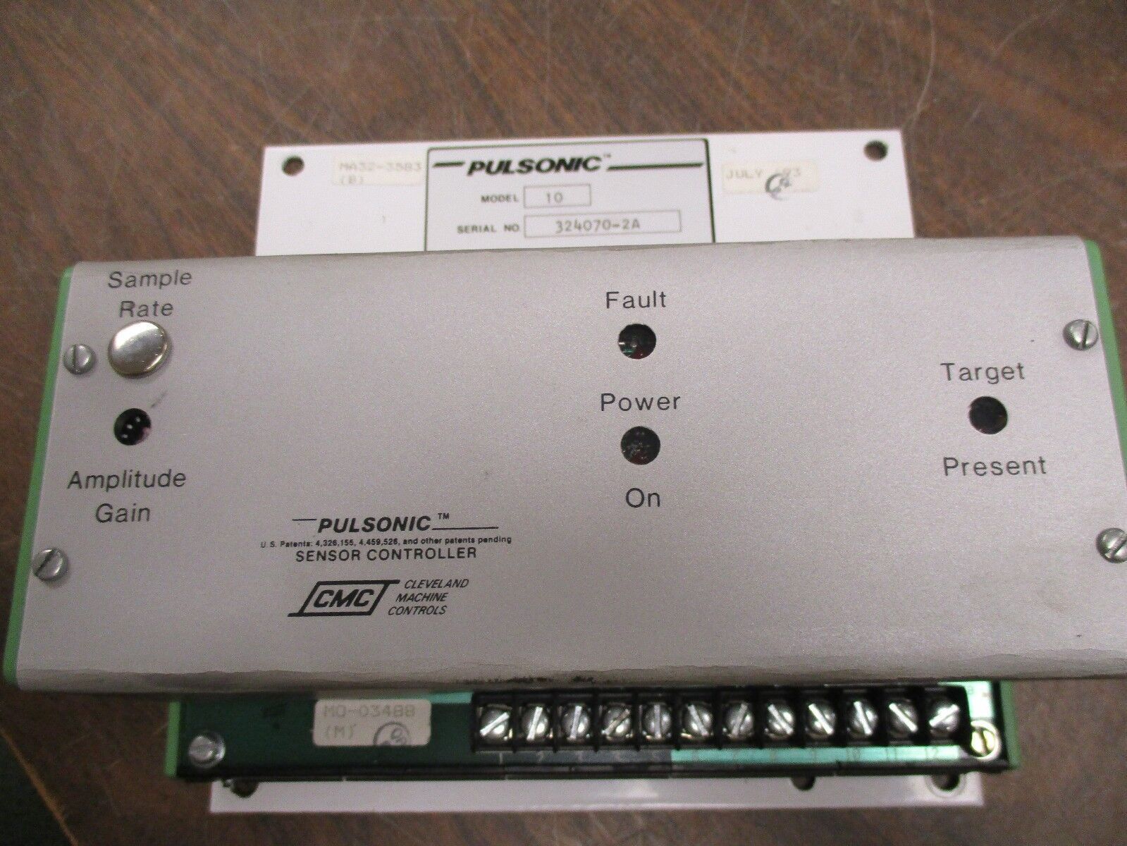 CMC Pulsonic Sensor Controller Model 10 115/230V 50/60Hz Used