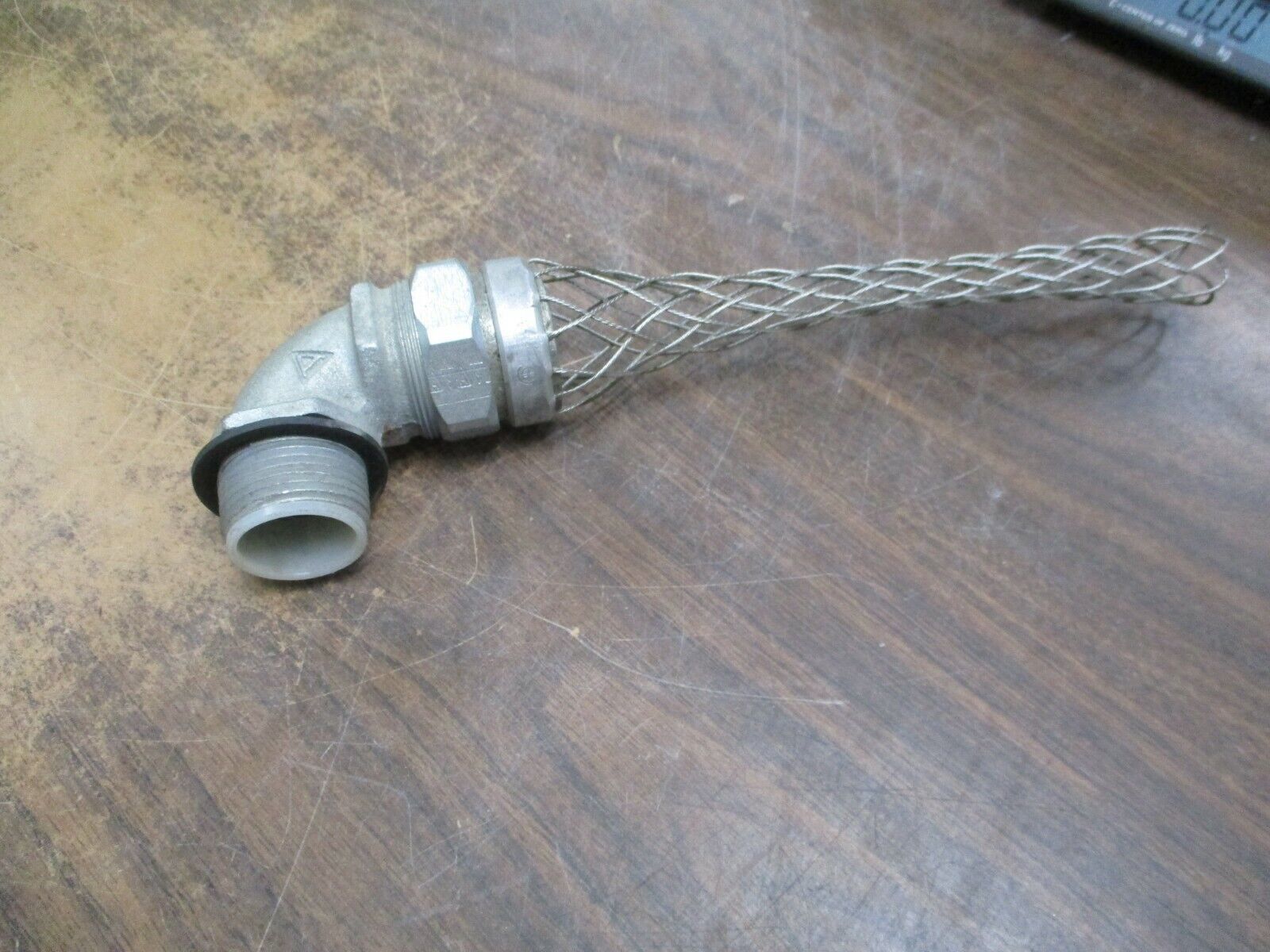 Appleton Kellems Grip with Male 90° Connector 36402 1 Size 1" Used