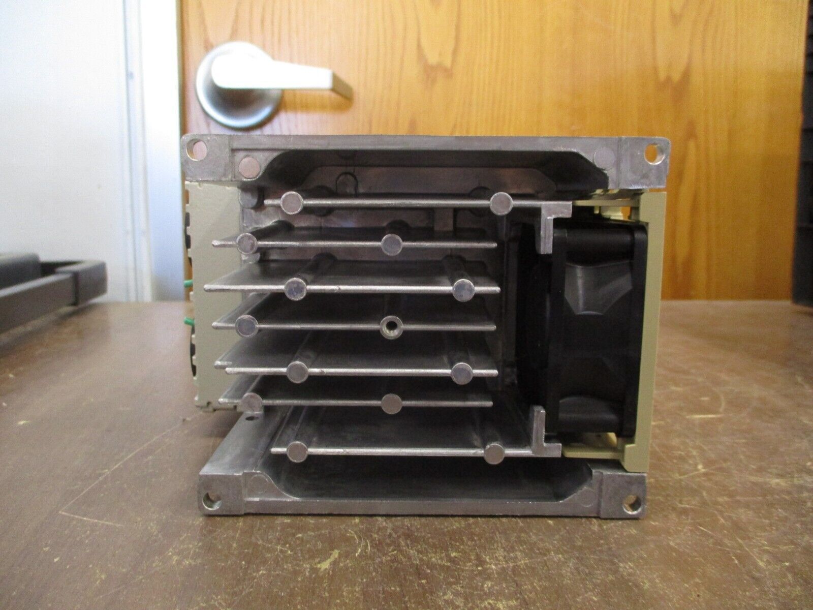 Yaskawa V1000 AC Drive CIMR-VU4A0009FAA Rev. C 5HP 3Ph Used