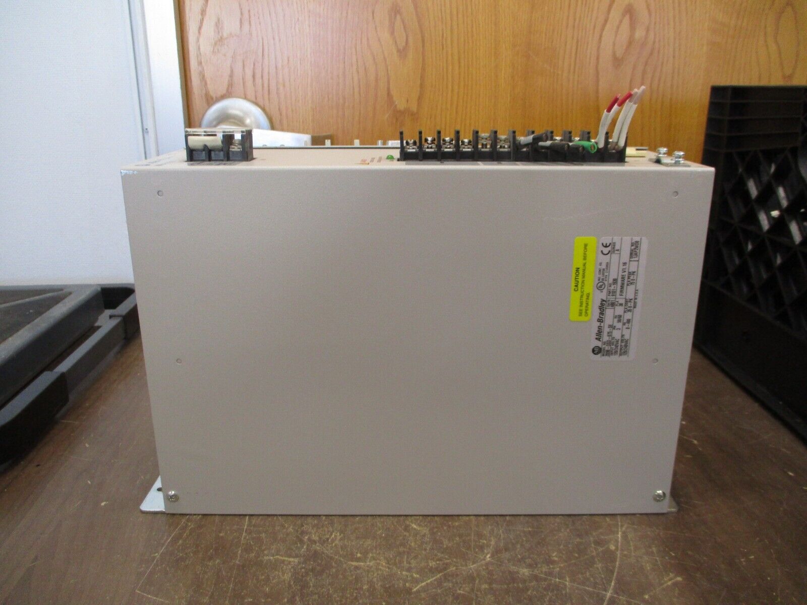 Allen-Bradley Ultra 3000 Servo Drive 9101-1930 Model #: 2098-DSD-075-SE Ser. A