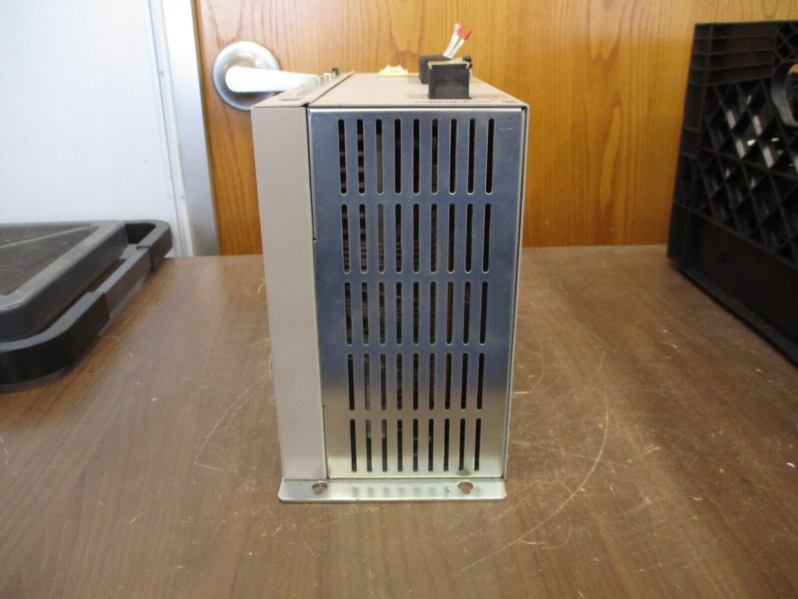 Allen-Bradley Ultra 3000 Servo Drive 9101-1930 Model #: 2098-DSD-075-SE Ser. A