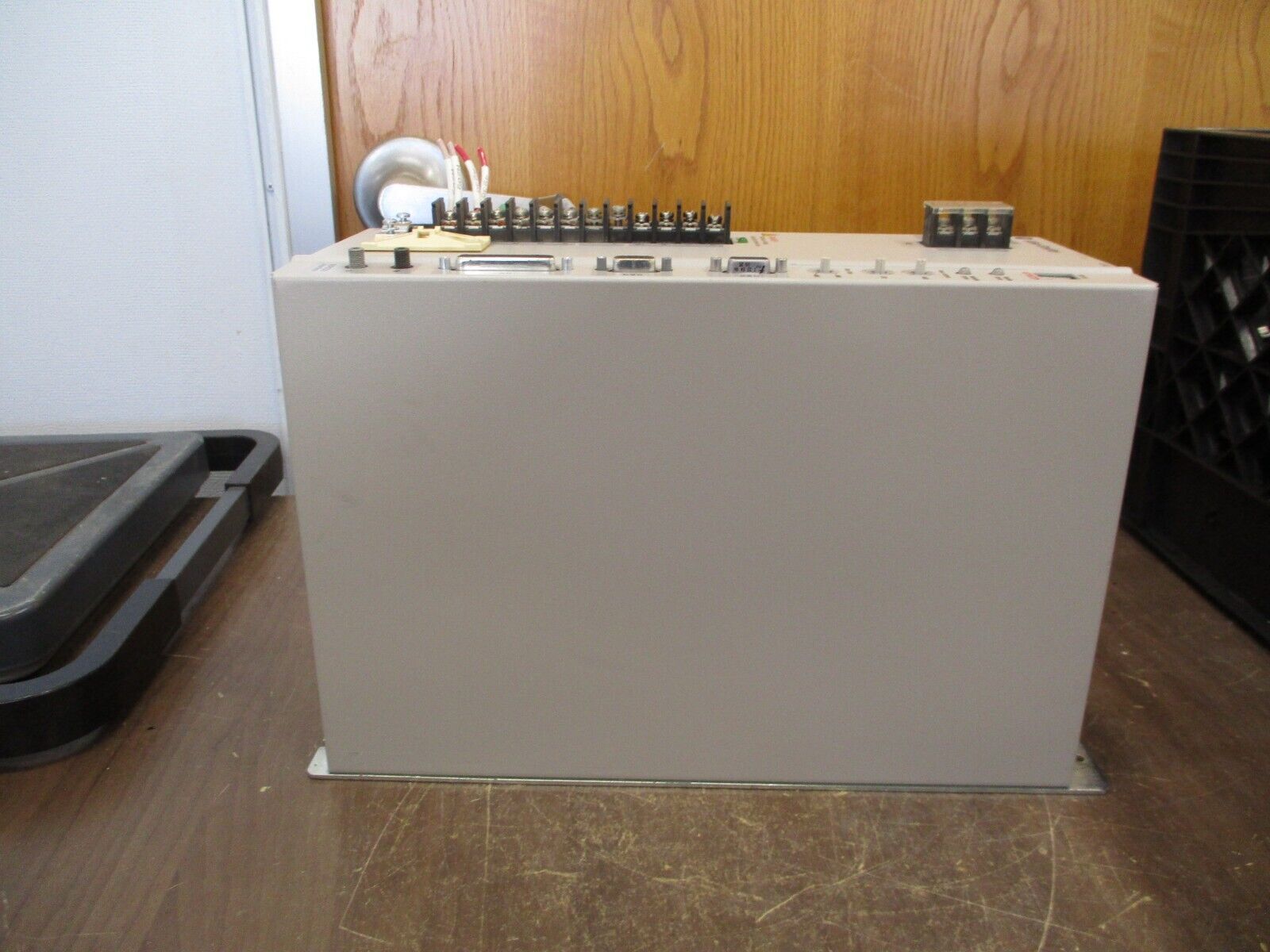 Allen-Bradley Ultra 3000 Servo Drive 9101-1930 Model #: 2098-DSD-075-SE Ser. A