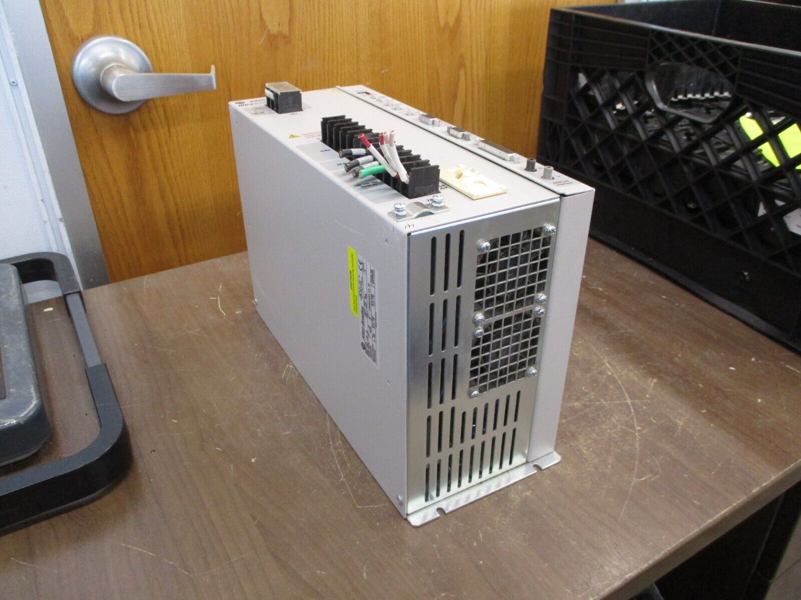 Allen-Bradley Ultra 3000 Servo Drive 9101-1930 Model #: 2098-DSD-075-SE Ser. A
