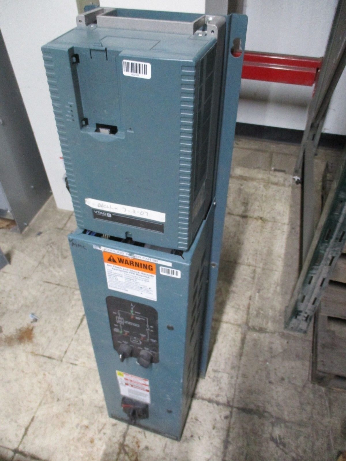 Rockwell Automation VTAC 9 AC Drive w/ Bypass 9VT-2541H0N-D00 25HP 3Ph Used