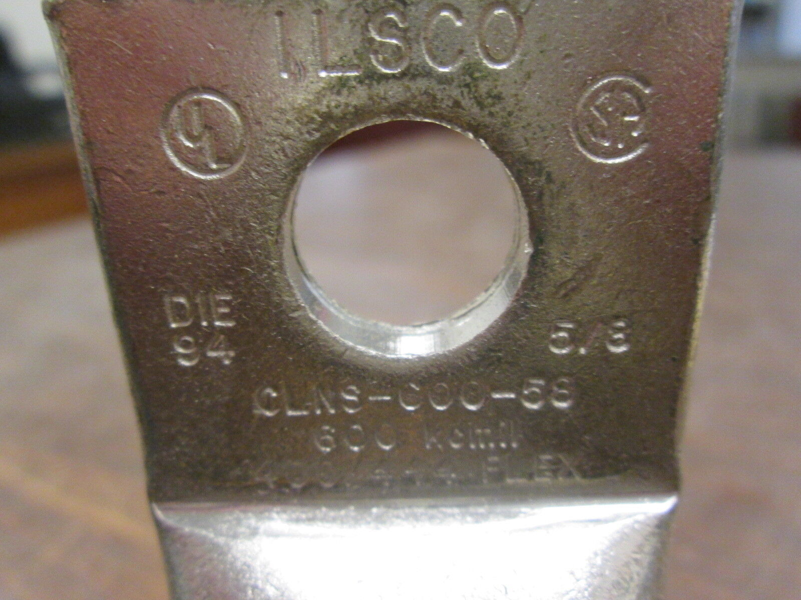 Ilsco Crimp Lug CLNS-600-58 600kcmil 5/8 New Surplus