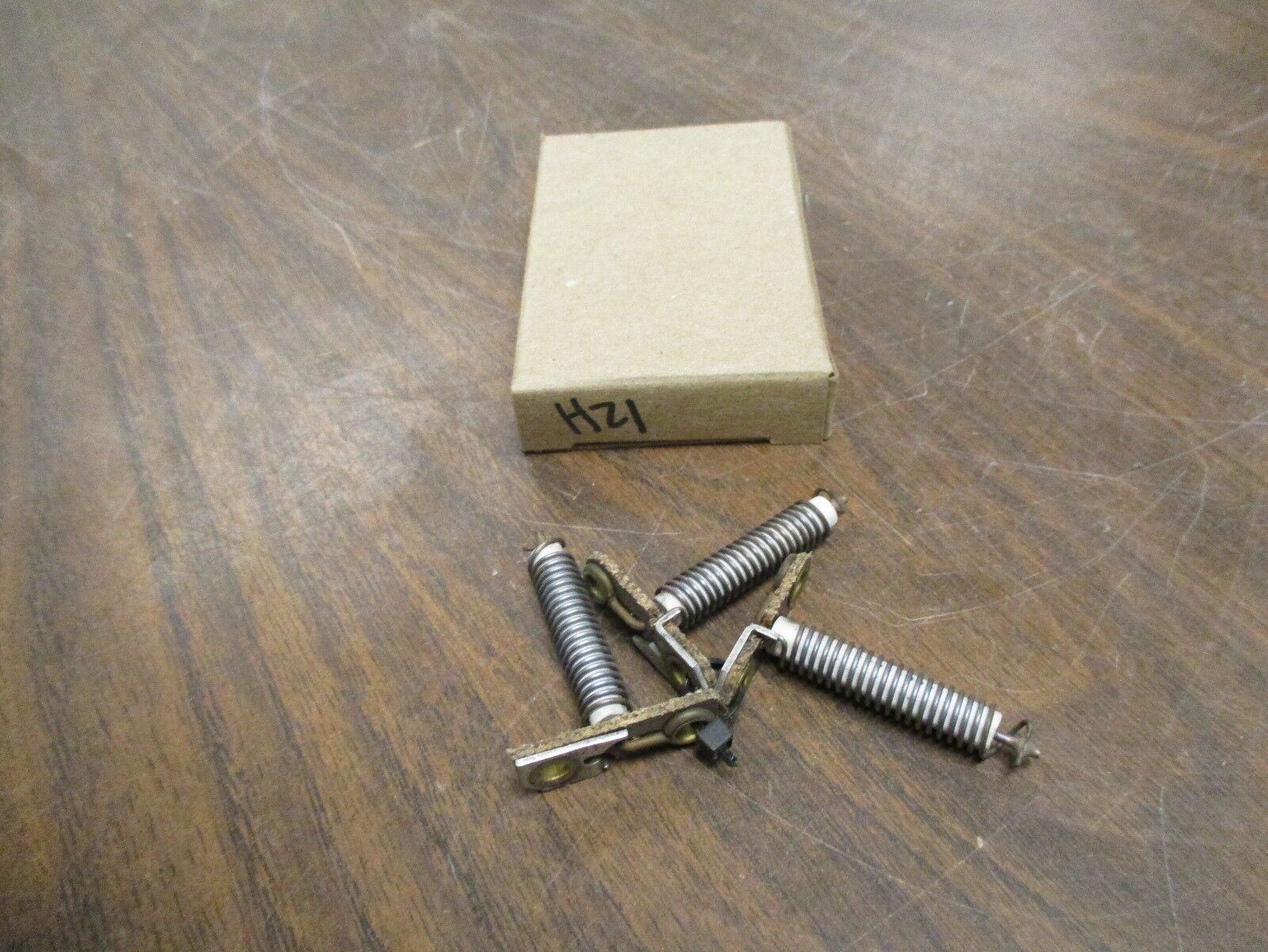 Westinghouse Heaters H21 *Box of 3* Used