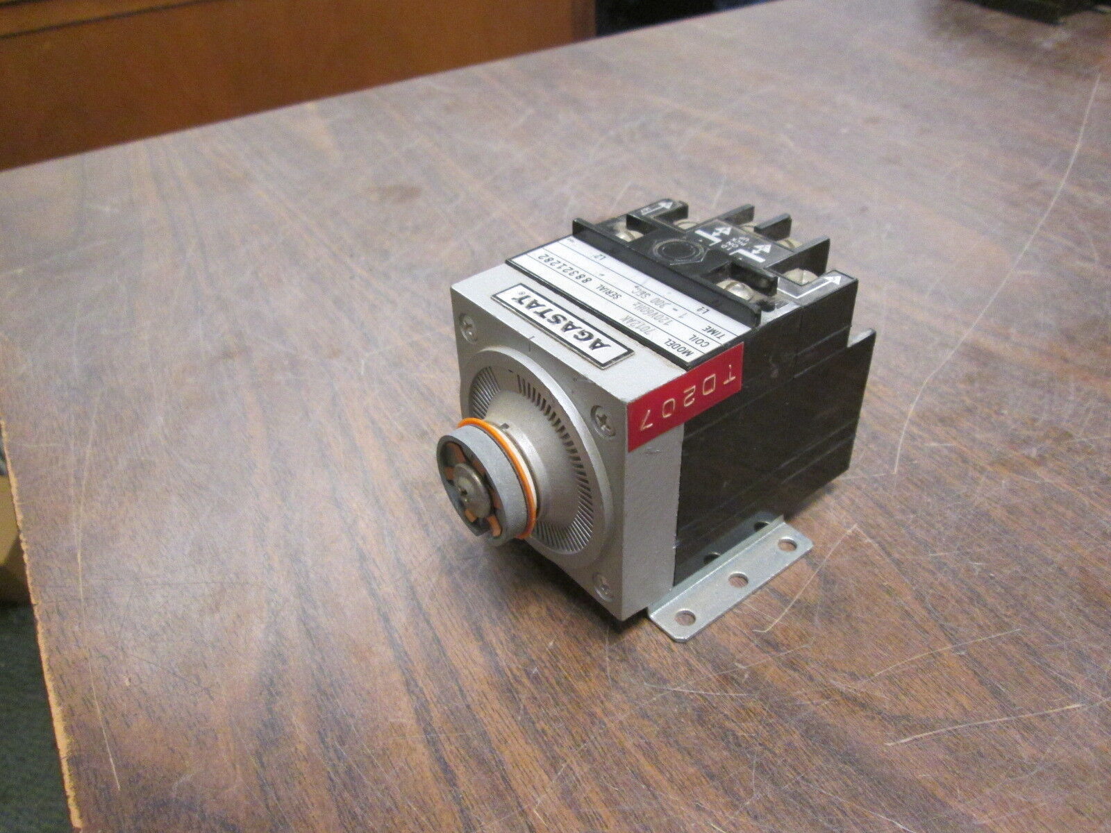 Agastat Timer 7012AK 120V Coil Range: 1-300 sec *No Dial* Used