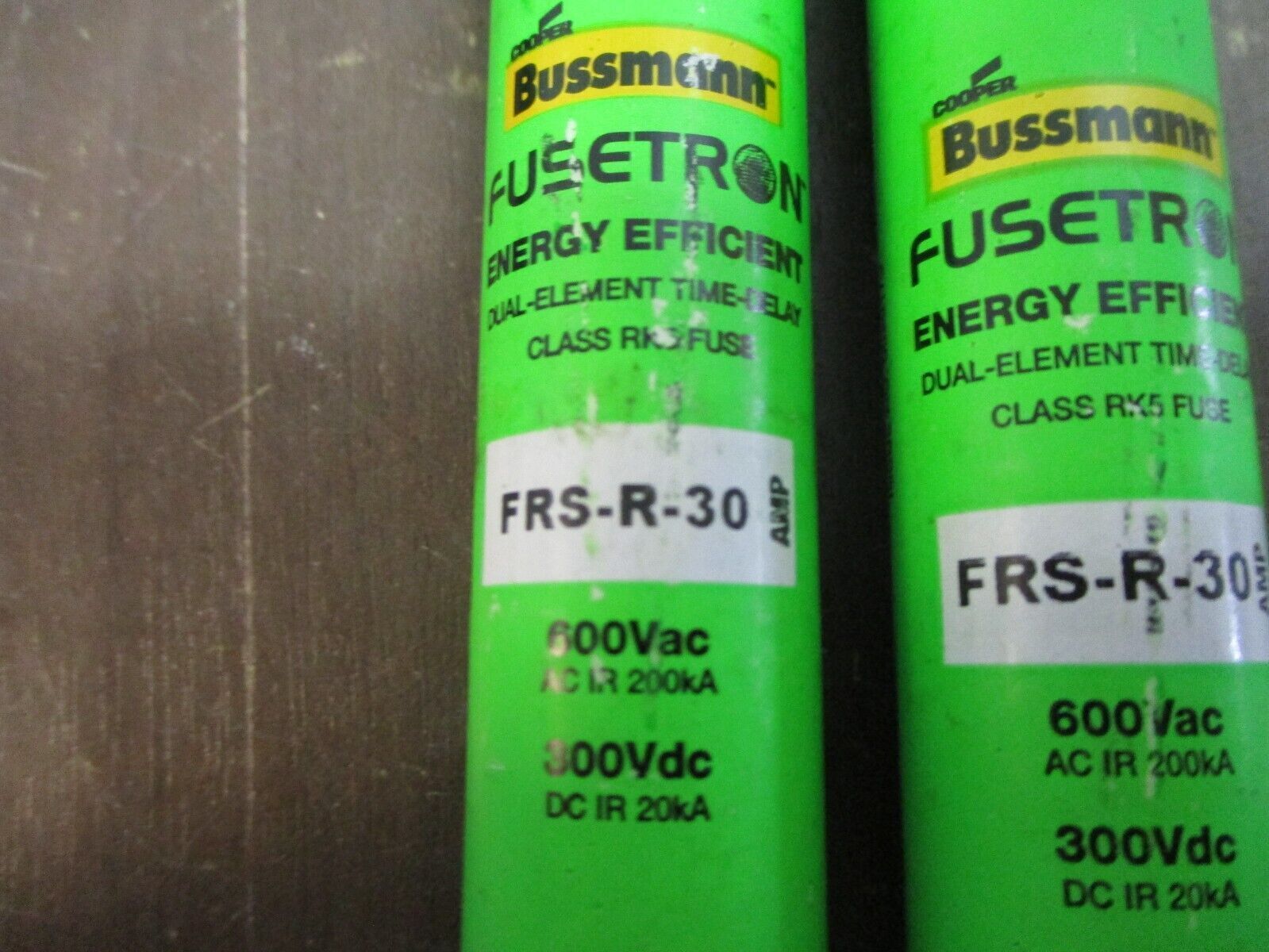Bussmann Fusetron Energy Efficient Fuse FRS-R-30 30A 600V *Lot of 2* Used