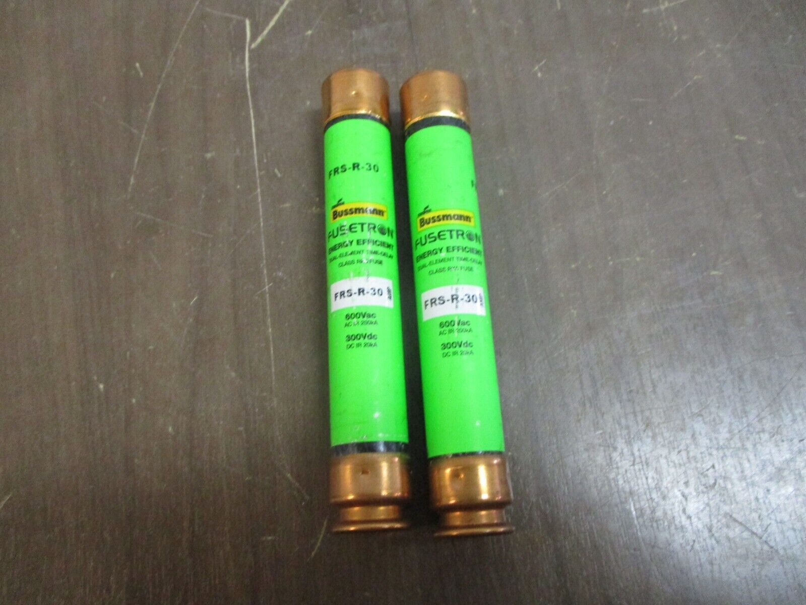 Bussmann Fusetron Energy Efficient Fuse FRS-R-30 30A 600V *Lot of 2* Used
