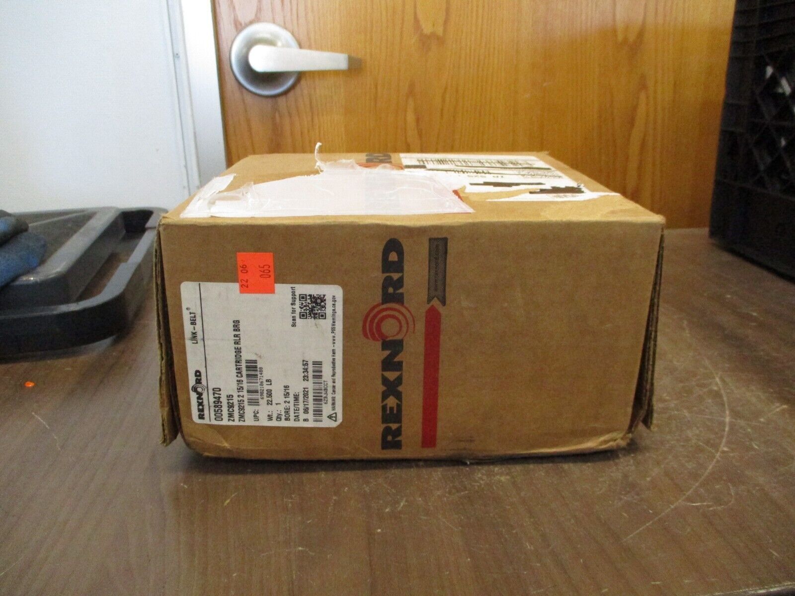 Rexnord Link-Belt ZMC9215 Roller Bearing Cartridge 00589470 Bore: 2-15/16