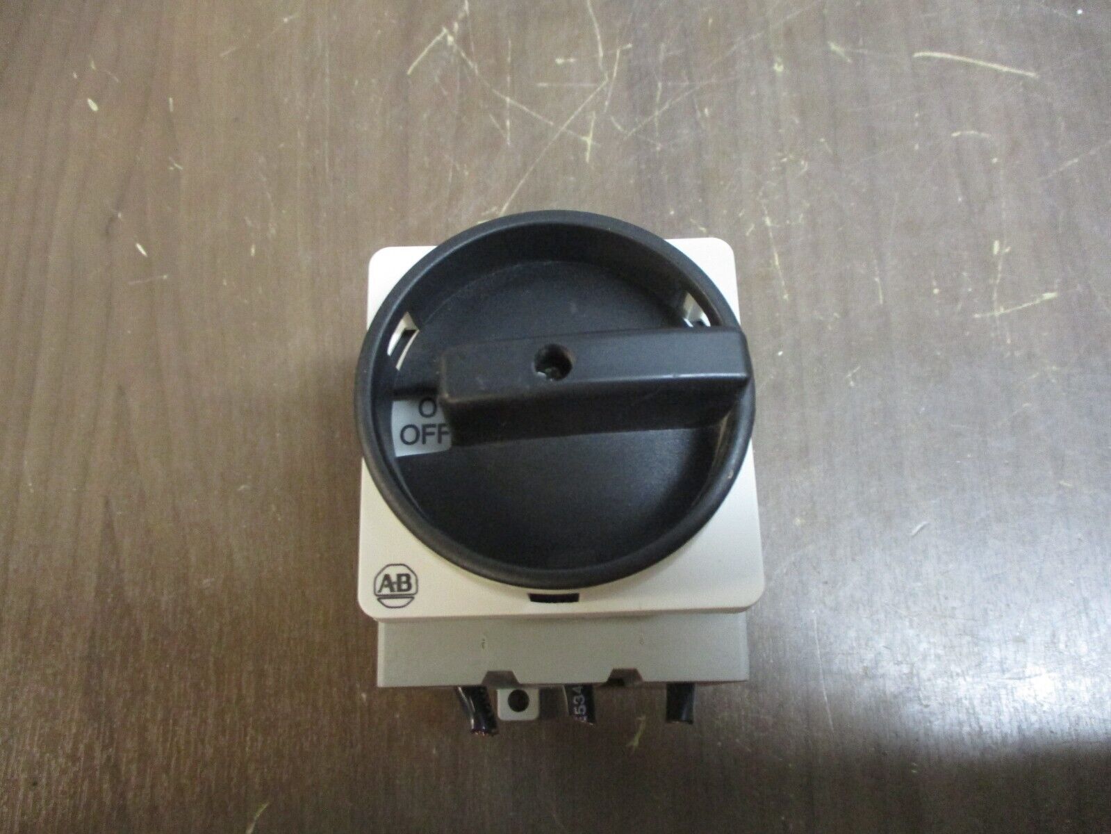 Allen-Bradley Disconnect Switch 194E-E80-1753 Ser. B 80A 600V Used