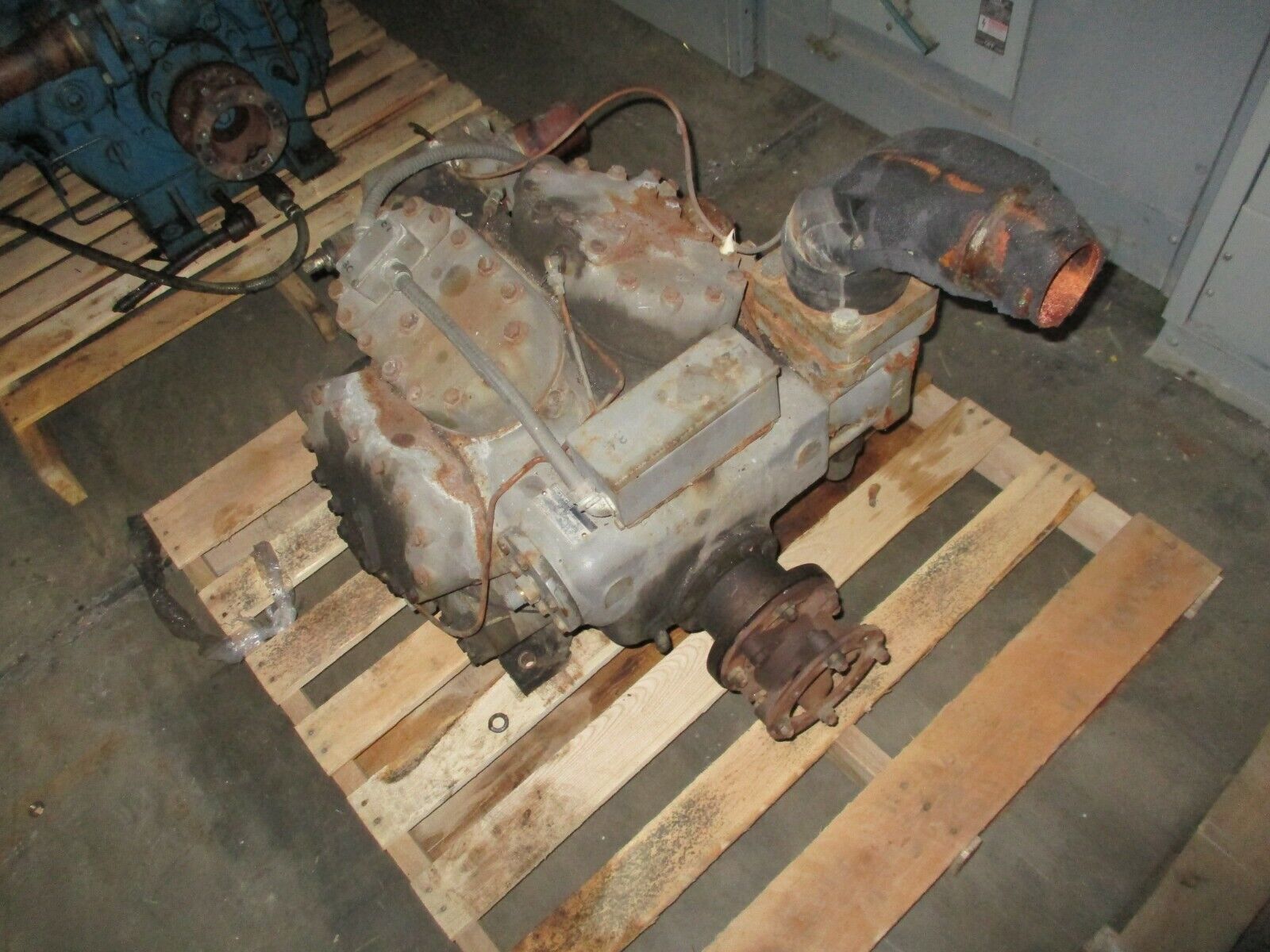 Royce CG080NTA Compressor 198P058H01 6-Cylinder Used