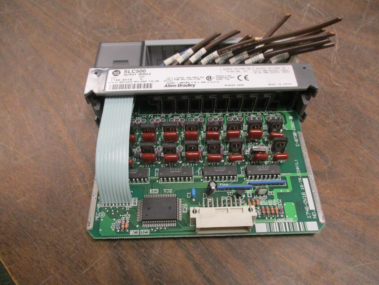 Allen-Bradley SLC500 Output Module 1746-OV16 Ser C 10-50VDC Output Used