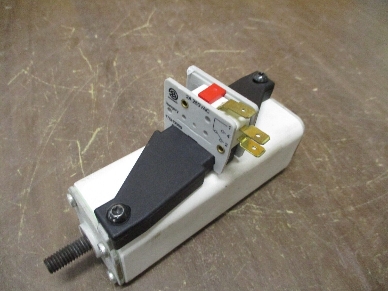 Cooper Bussmann Fuse 170E3581 160A 750V Used