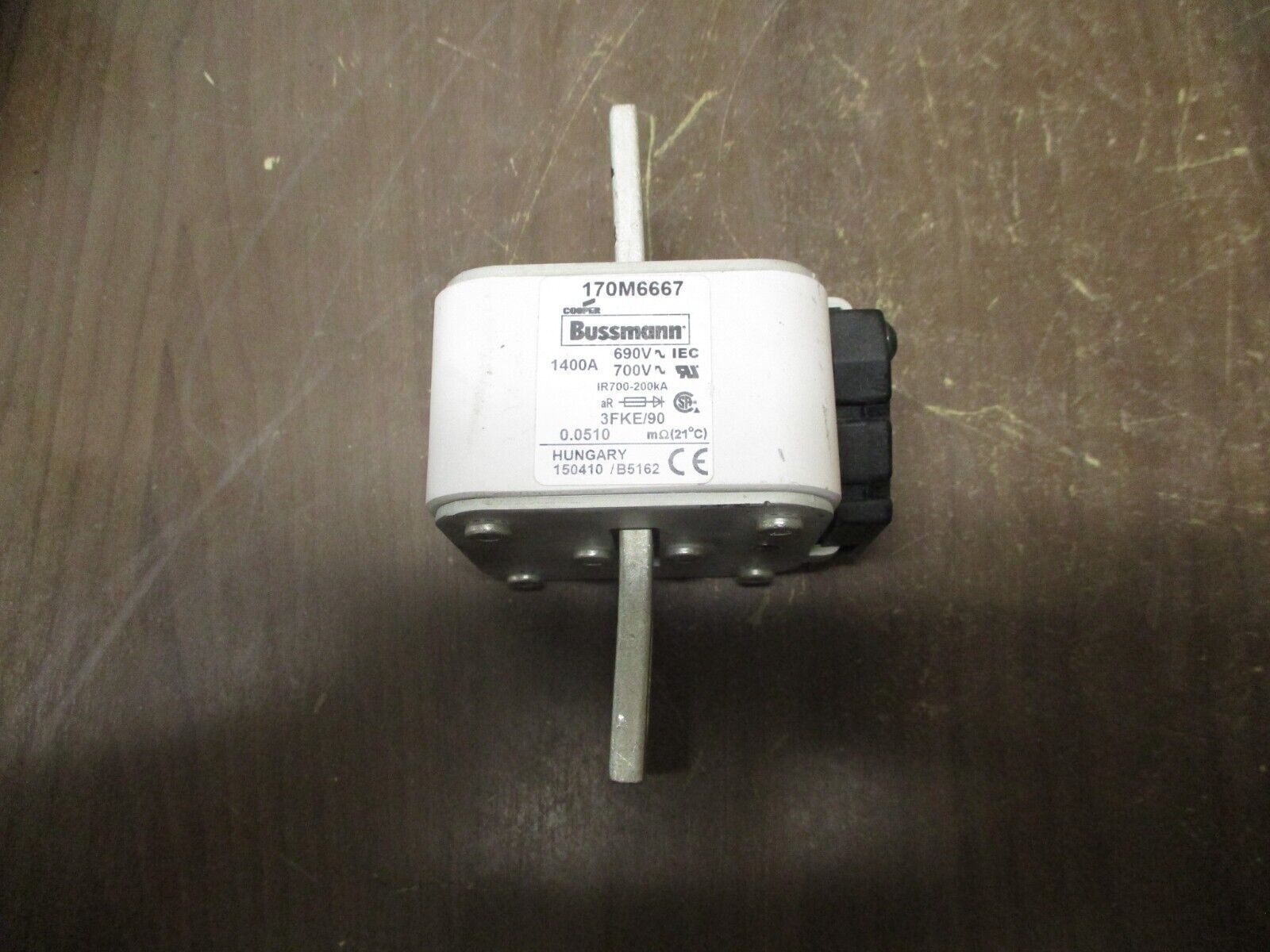 Cooper Bussmann Fuse 170M6667 1400A 700V Used