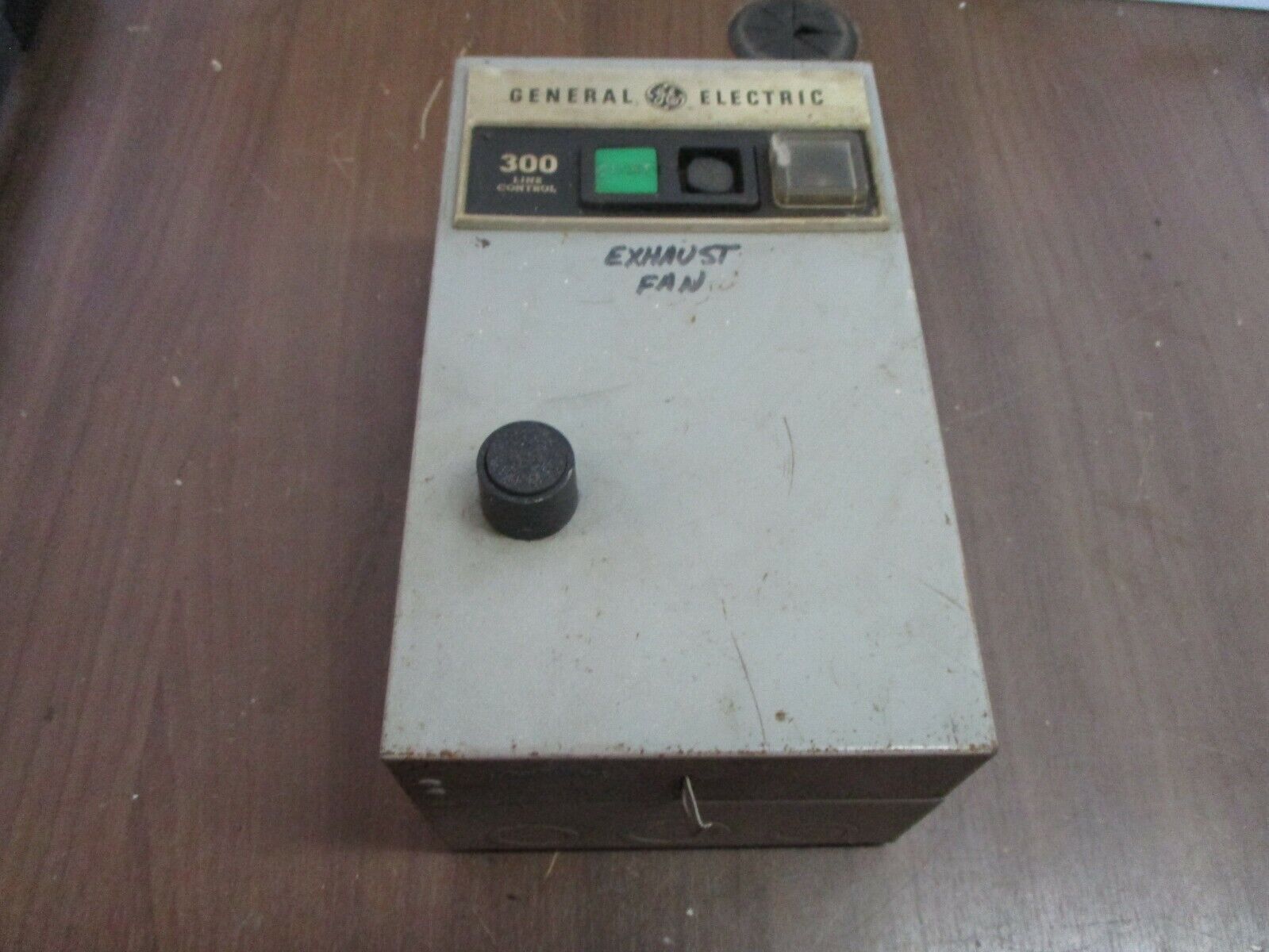 GE Enclosed Size 00 Starter CR306A1** 115-120V Coil 9A 600VAC Type 1 Enclosure