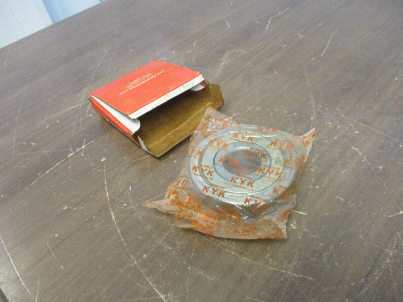 KYK Bearing 6405 ZZC3SRI-2 New Surplus