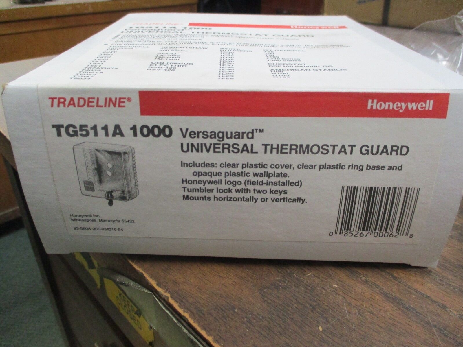 Honeywell Tradeline Versaguard Universal Thermostat Guard TG511A 1000