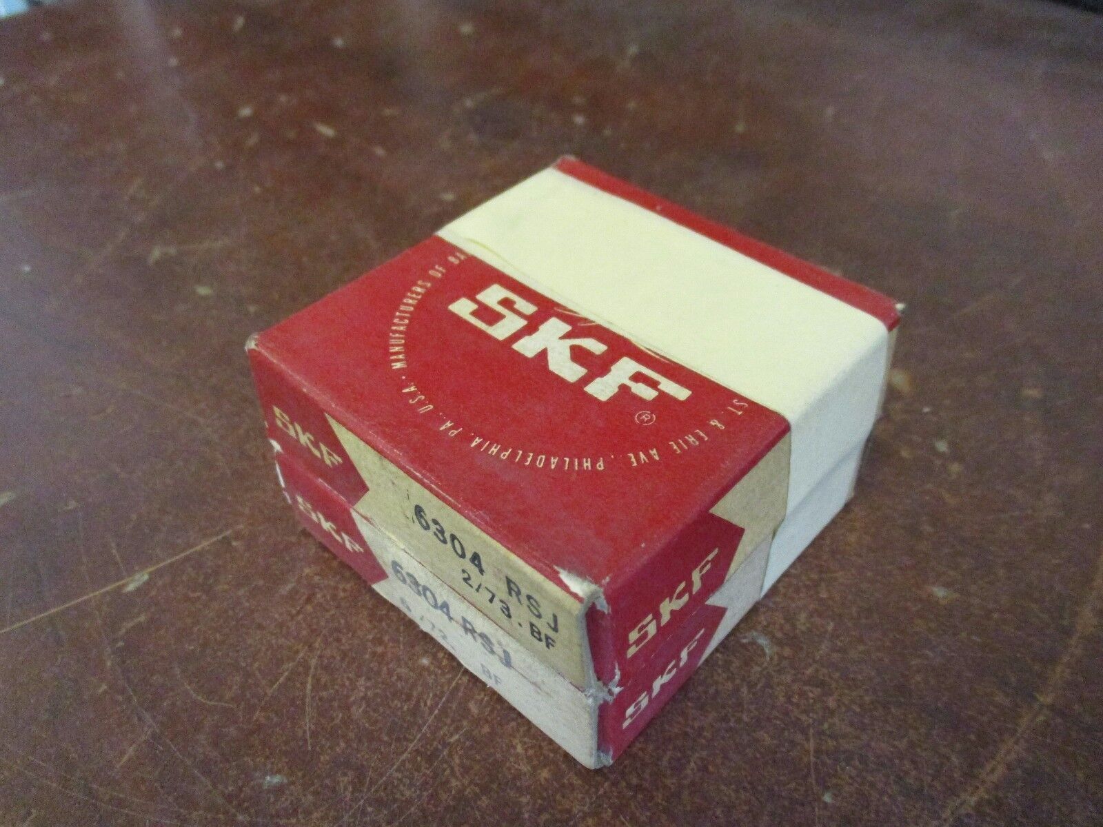 SKF Ball Bearing 6304 RSJ *Lot of 2* New Surplus