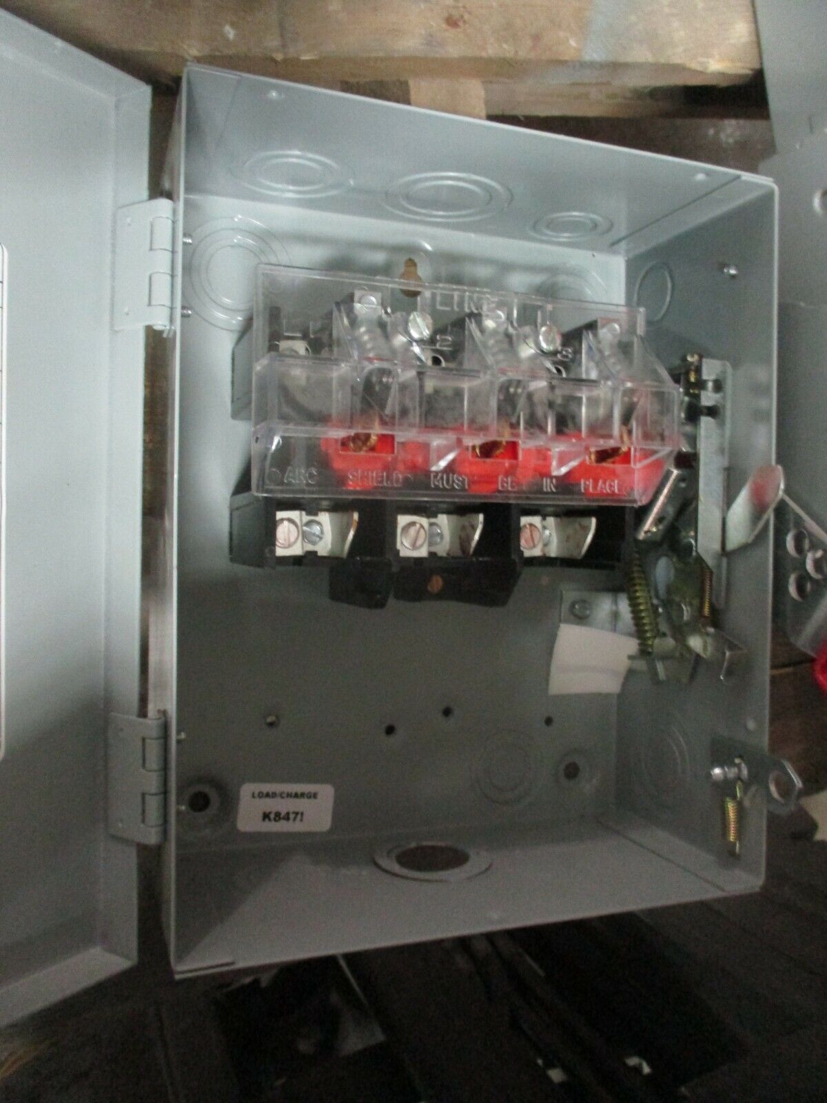 GE Non-Fusible Safety Switch THN3361 Mod 11 30A 600V Used