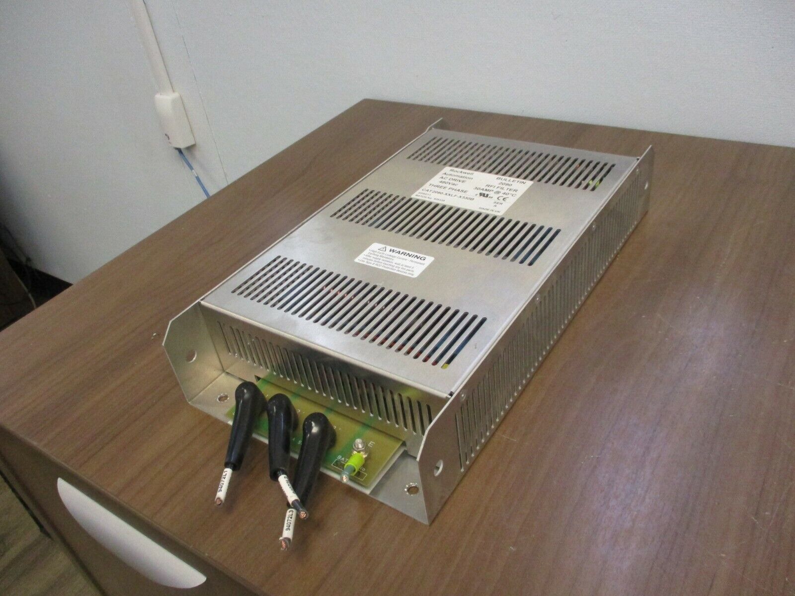 Rockwell Automation RFI Filter 2090-XXLF-X330B 30A 480V 3Ph Used