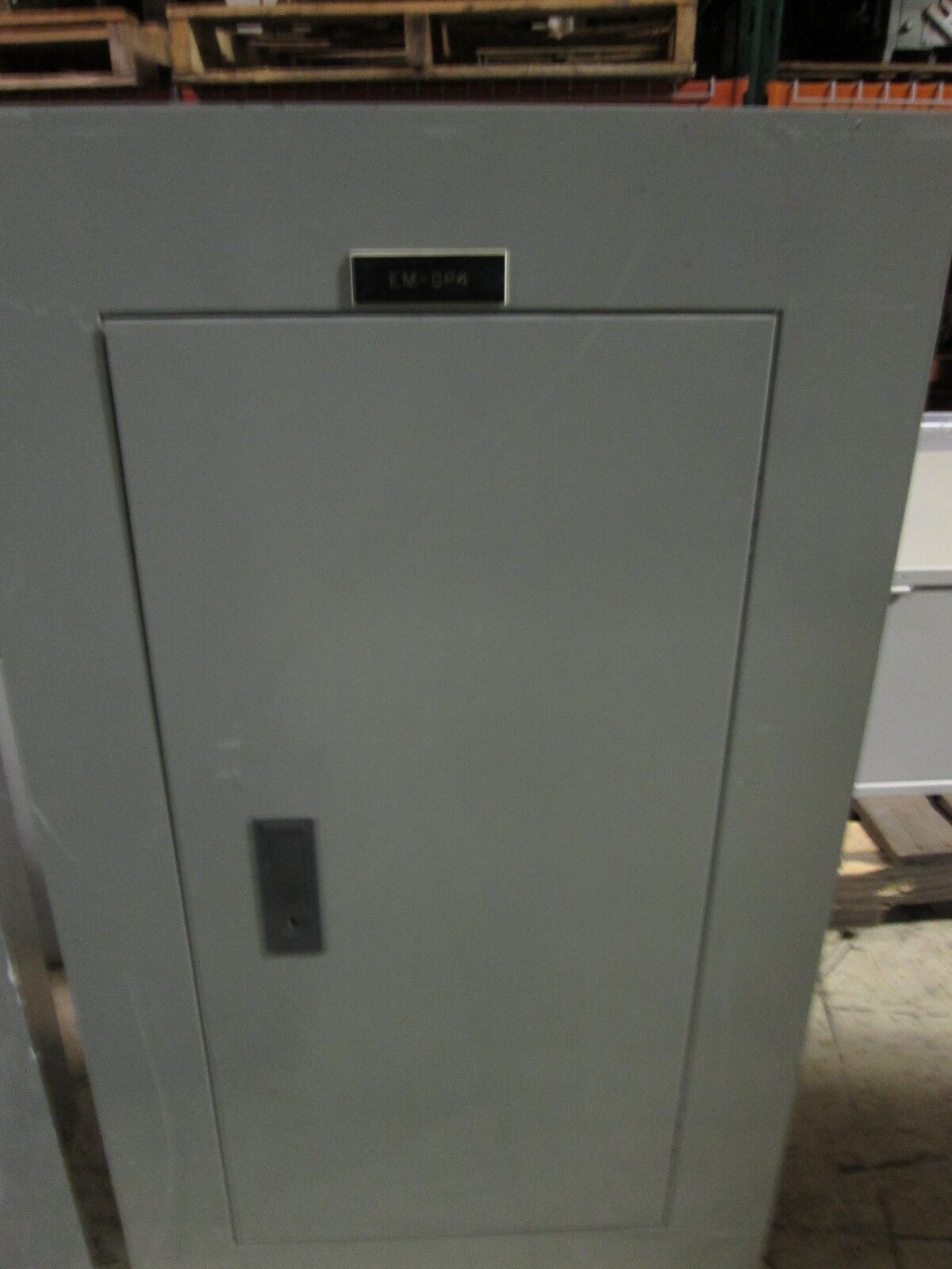 Siemens Main Breaker Panel BG30QH4225SBM 225A Main 208Y/120V 3Ph 4W 30-Slot Used