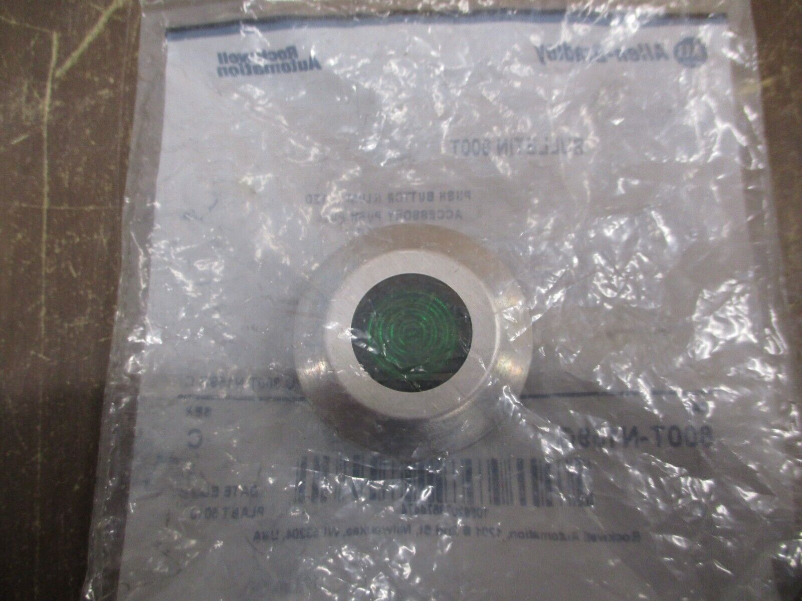 Allen-Bradley Illuminated Push-Pull Cap 800T-N159G Ser. C Green New Surplus