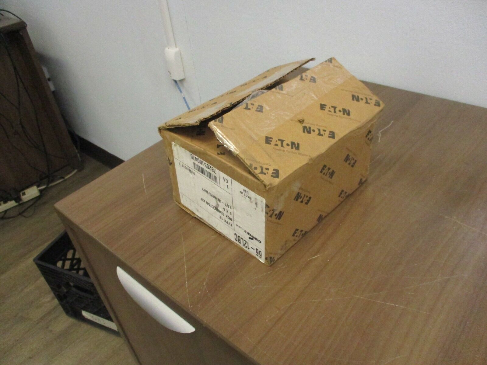 Cooper B-Line Type 12 Box Connector Kit 66-12LBC 6x6" New Surplus