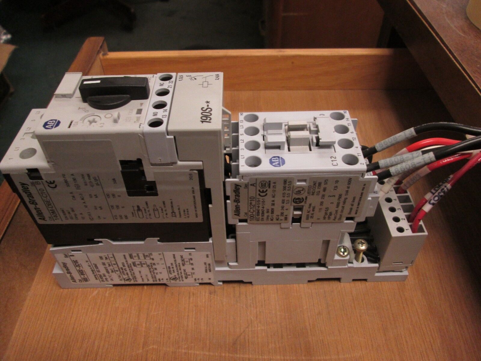 Allen-Bradley Compact Starter 190S-BND2-DC10C Range 6.3-10A 120V Coil Used