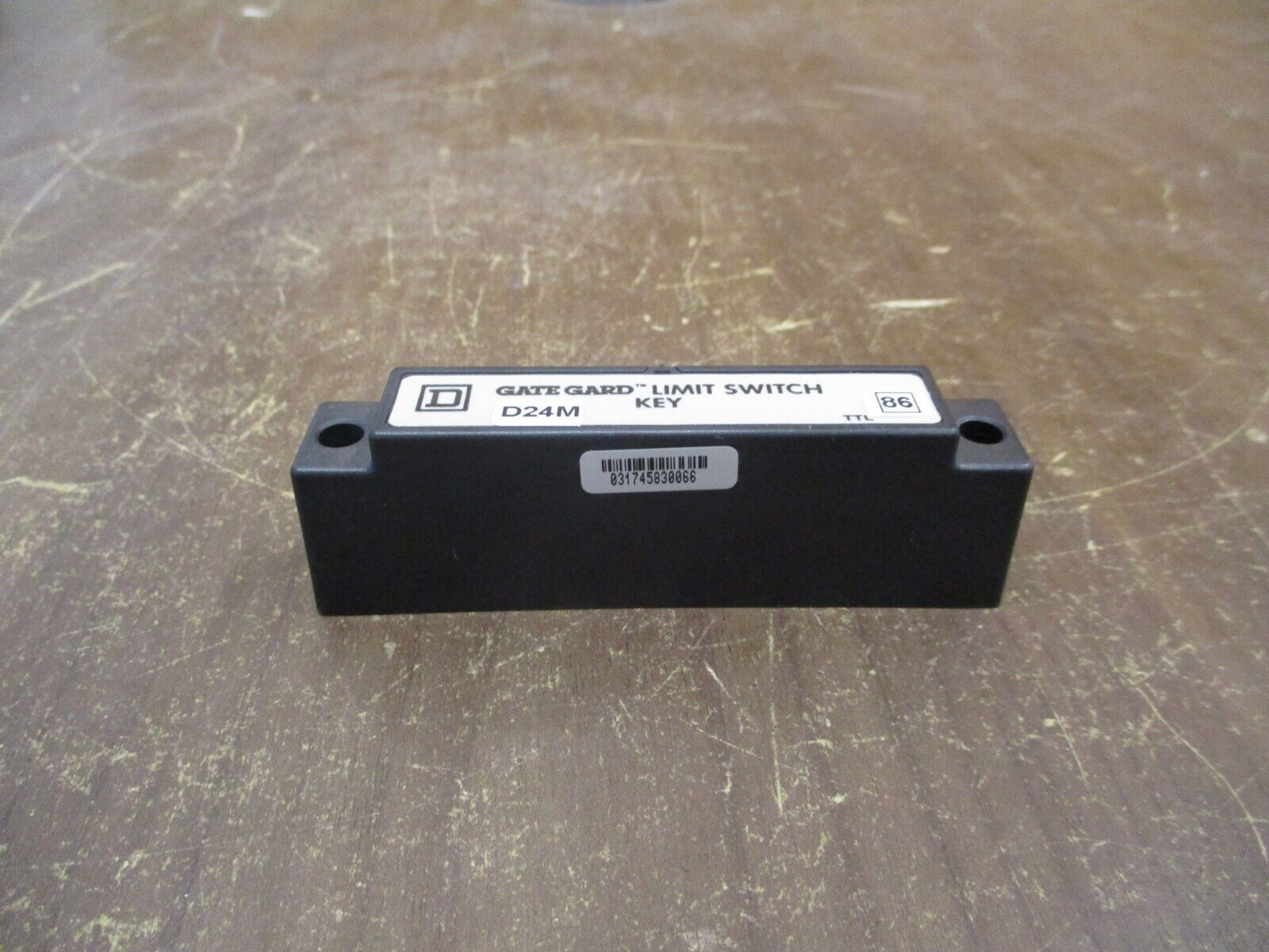 Square D Gate Gard Limit Switch Key D24M *No Box* New Surplus