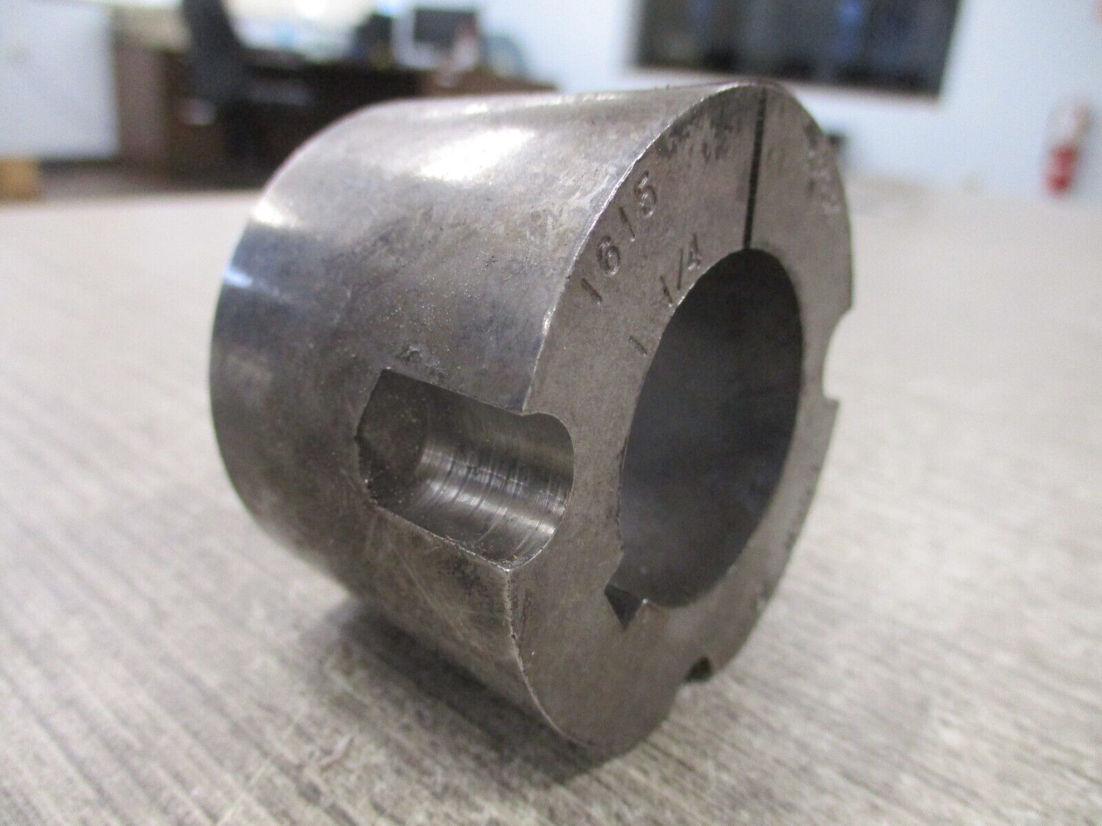 Dodge Taper-Lock Bushing 119052 1615 X 1-1/4 KW New Surplus