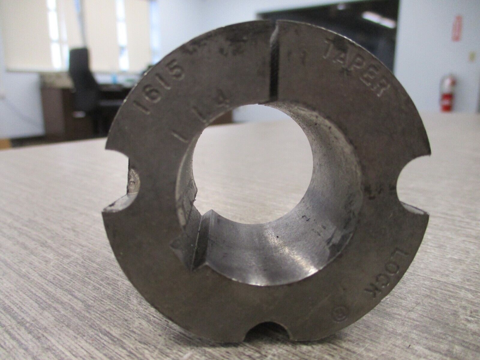 Dodge Taper-Lock Bushing 119052 1615 X 1-1/4 KW New Surplus