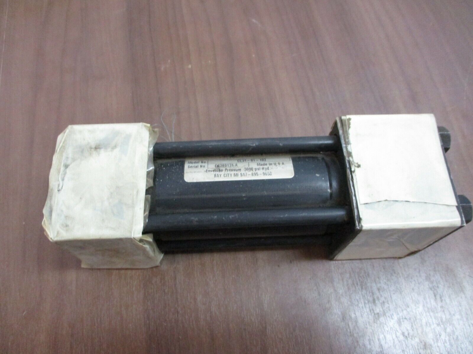 RWC Hydraulic Cylinder CL31-01-103 3000PSI Used