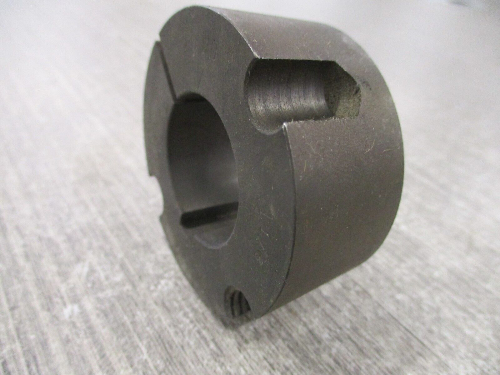 Dodge Taper-Lock Bushing 117160 1610 X 1-3/16 K New Surplus