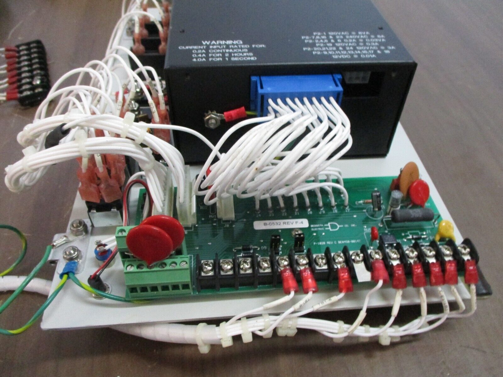 GE GE-2011 Voltage Regulator Control L208G10 F/W: D-0067 V07.08.17 60Hz Used