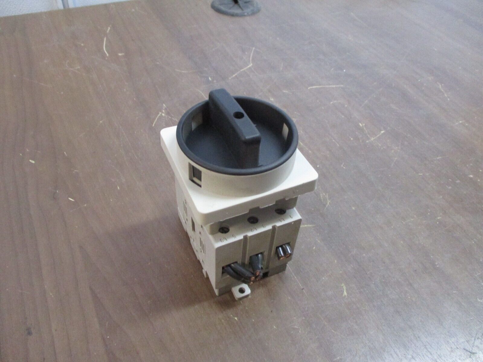 Allen-Bradley Disconnect Switch 194E-A40-1753 Ser. B 40A 600V Used