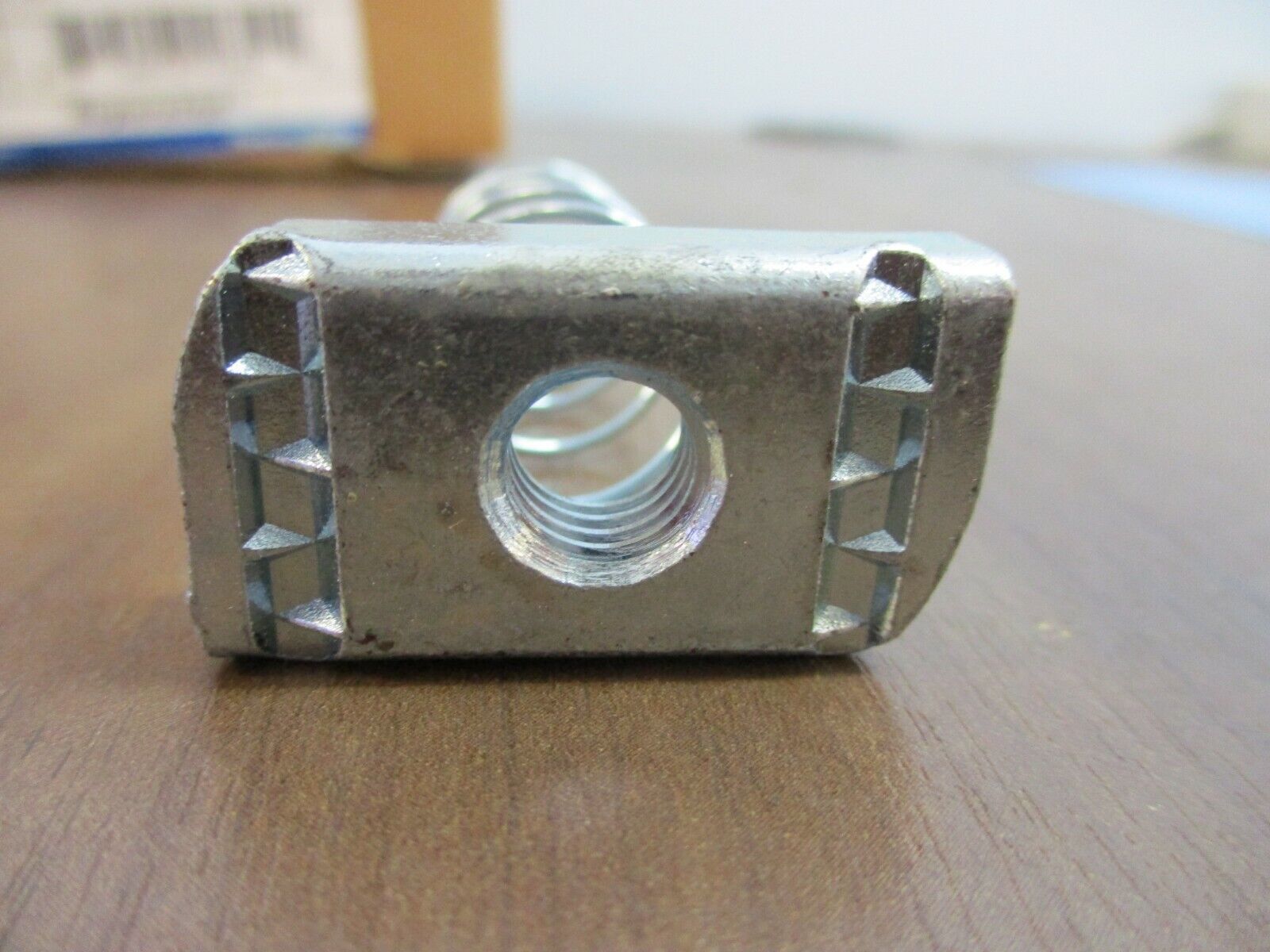 Thomas & Betts Superstrut Spring Nut 5YE11 Galvanized Steel 3/8" *Box of 30*