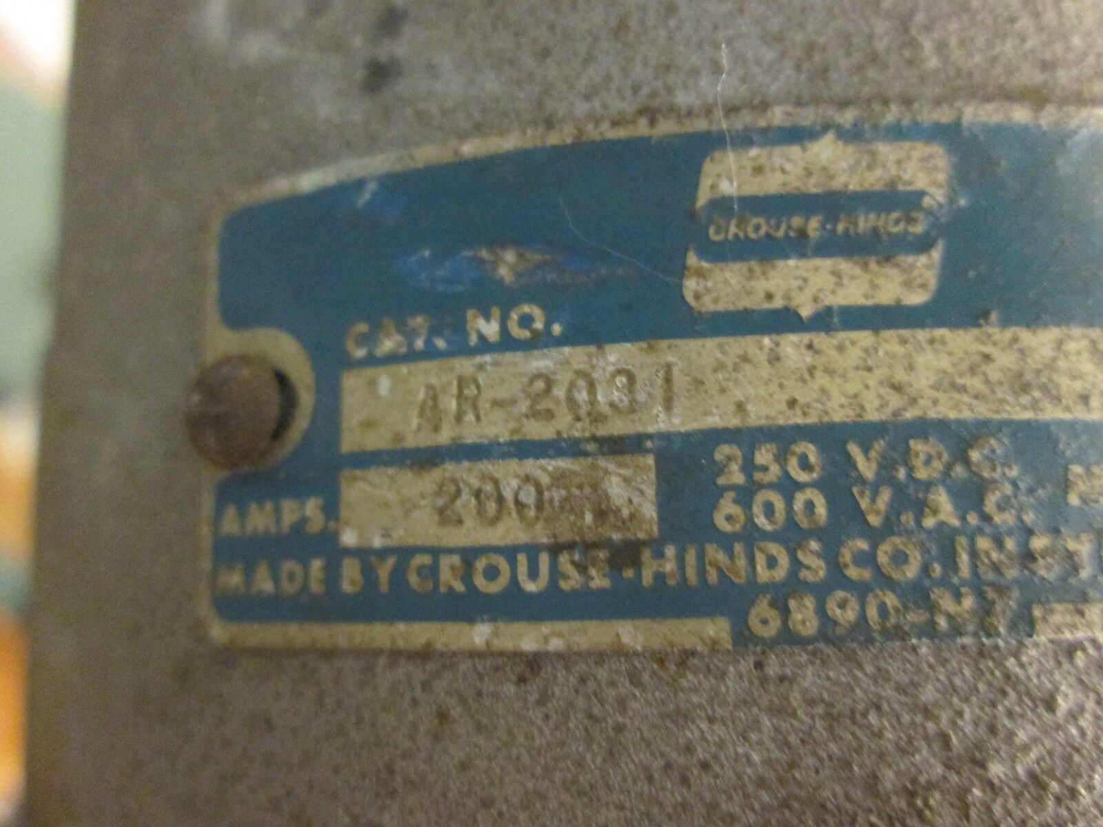 Crouse-Hinds Receptacle w/ Base AR2031 200A 600V 3W 3P Used