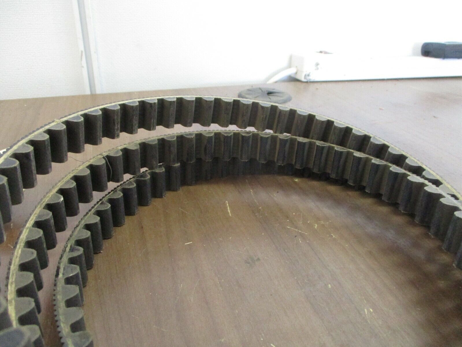 Gates Poly Chain GT Belt 14M-2100-20 Used