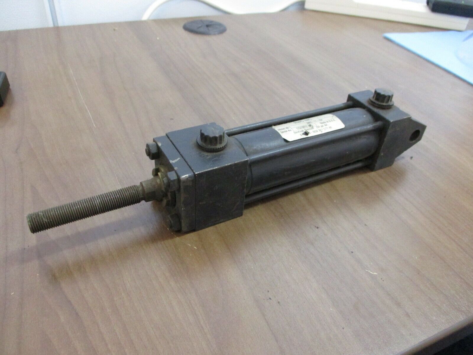 RWC Air Cylinder 8892-11-104 250 PSI Used