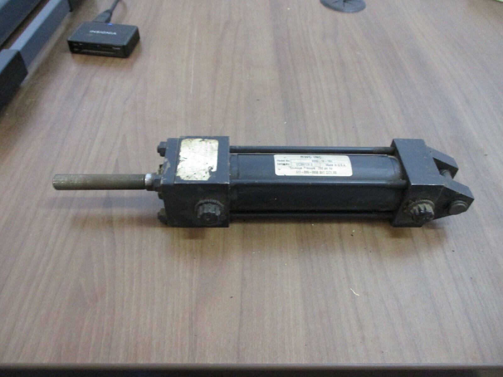 RWC Air Cylinder 8895-16-101 250 PSI Used