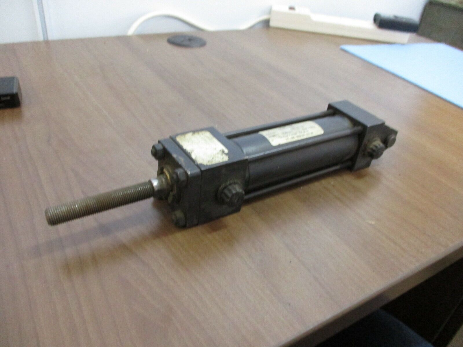 RWC Air Cylinder 8895-16-101 250 PSI Used