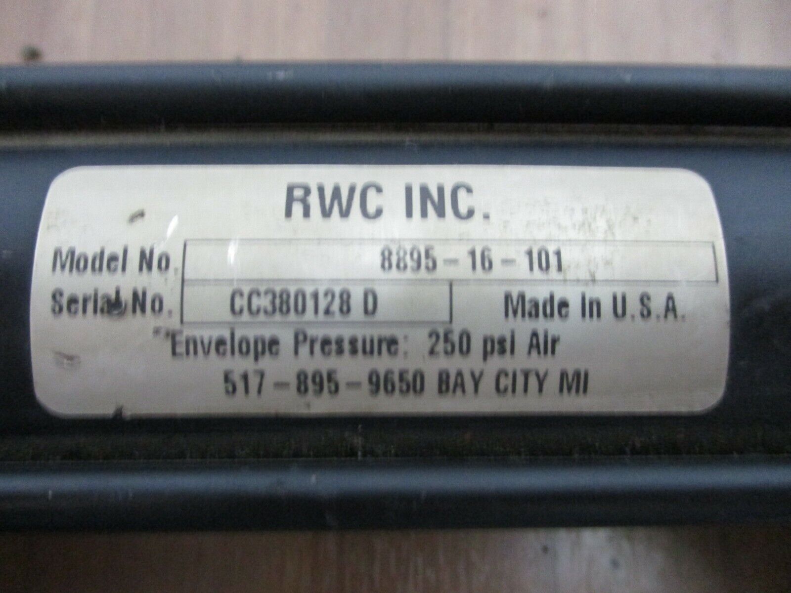 RWC Air Cylinder 8895-16-101 250 PSI Used