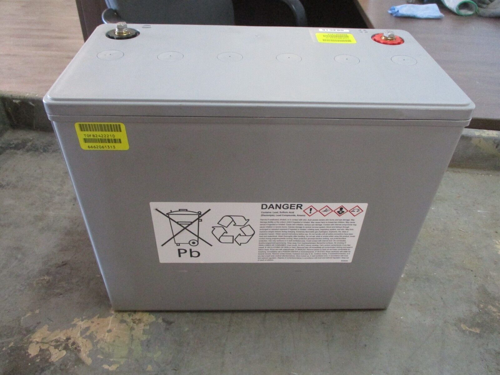 Enersys Data-Safe HX Lead-Acid Battery 12HX505-FR 12V 506W/Cell 15min Used