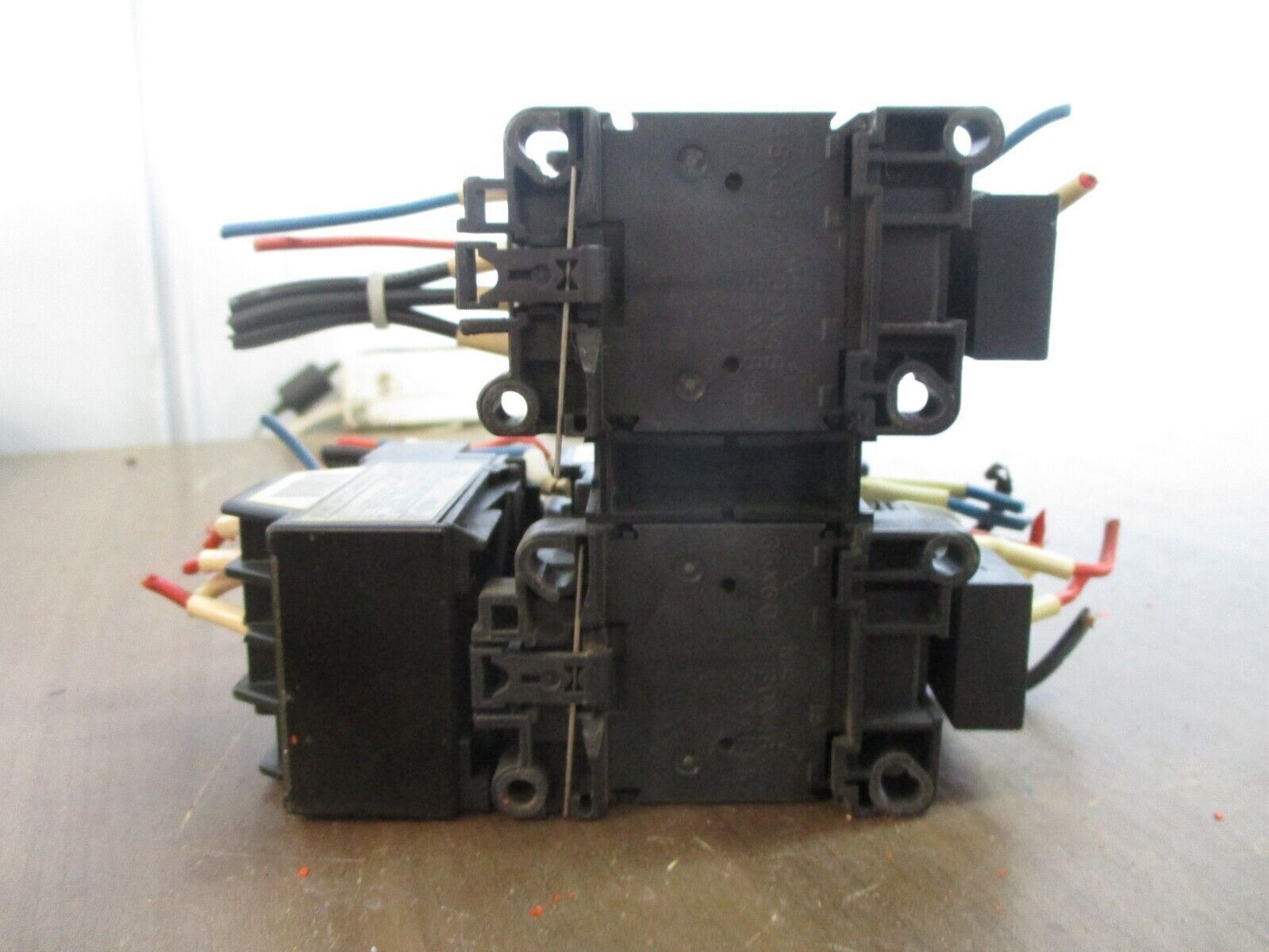 Fuji Electric Reversing Starter SC-0 / TK-0N 100-110V Coil Trip: 0.95-1.45A Used