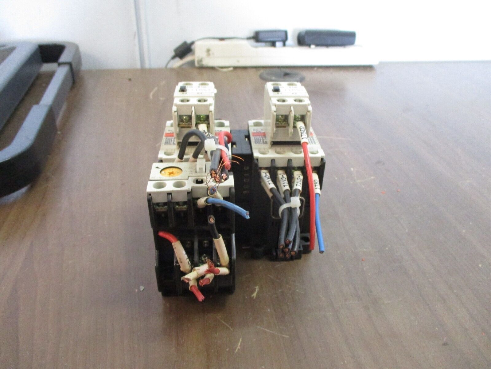 Fuji Electric Reversing Starter SC-0 / TK-0N 100-110V Coil Trip: 0.95-1.45A Used