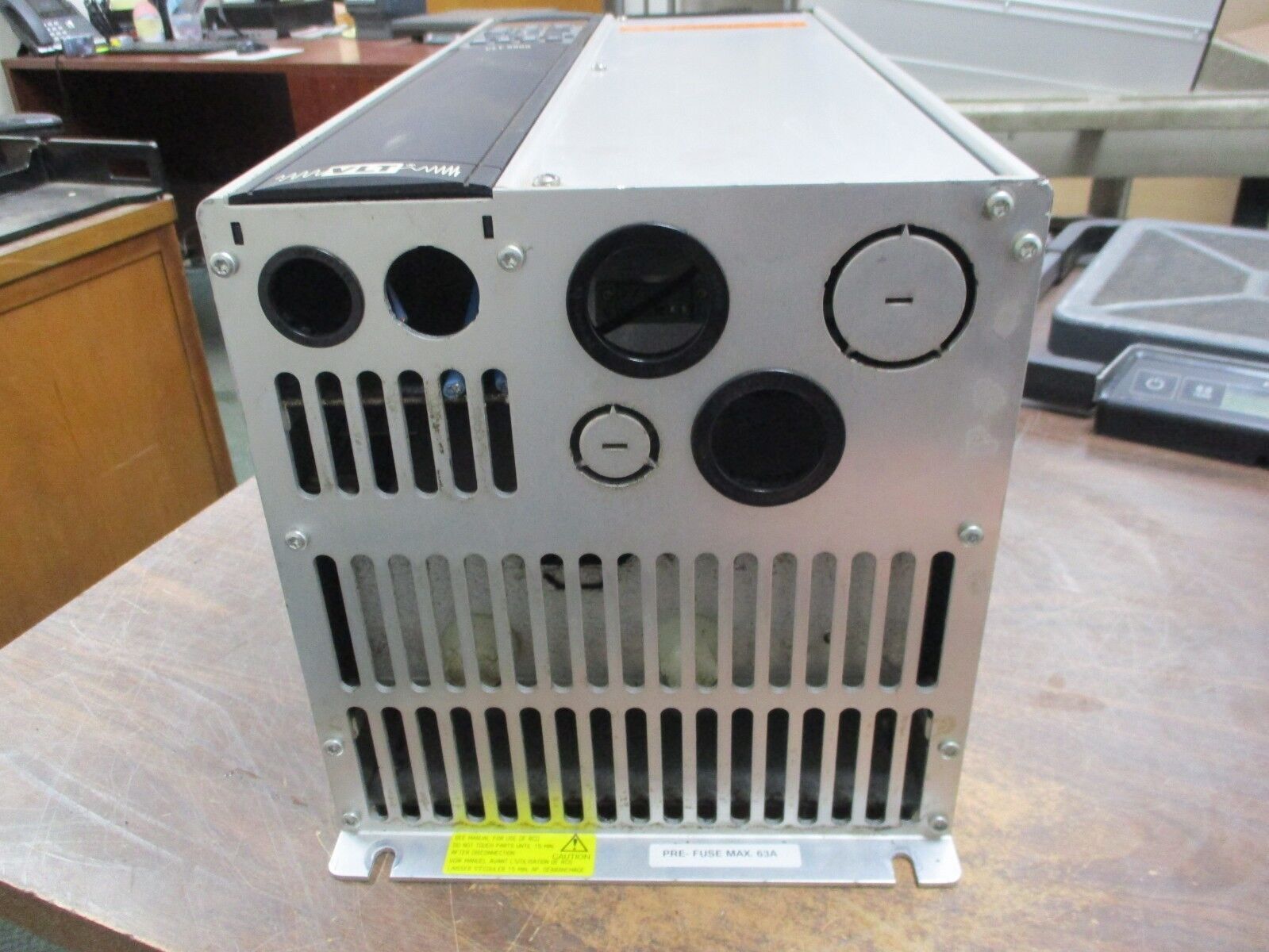 Danfoss VLT 6016 AC Drive 175Z7365 15HP w/ Keypad Used