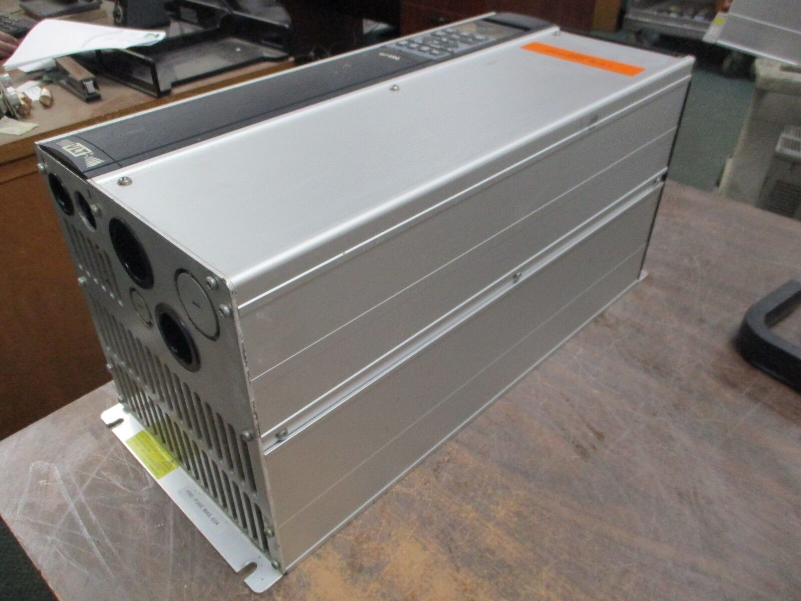 Danfoss VLT 6016 AC Drive 175Z7365 15HP w/ Keypad Used